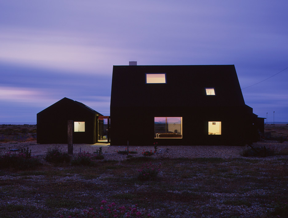 邓吉尼斯海滩“黑化”木屋-25