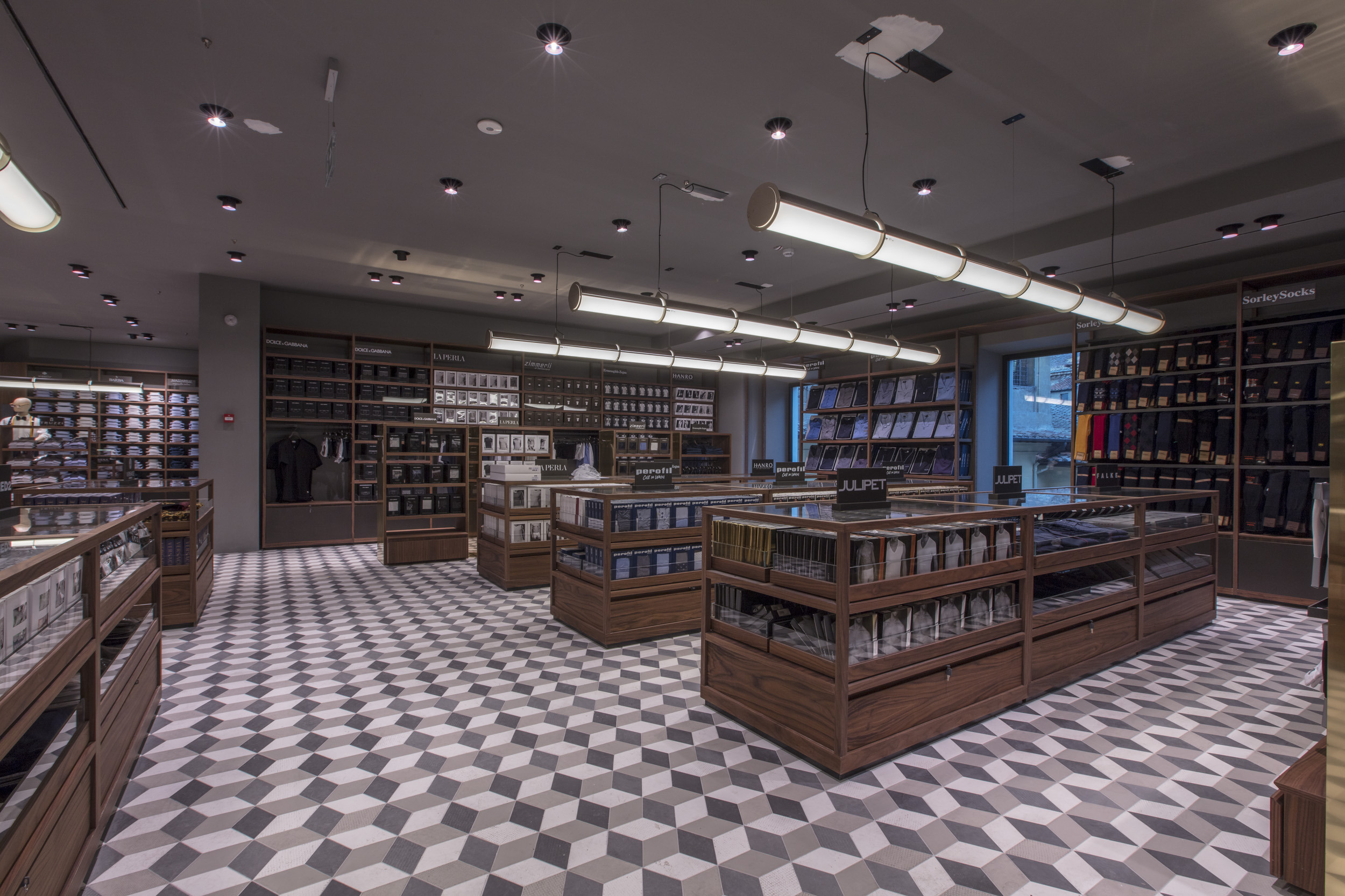 罗马 Rinascente 商场智能中性风格室内设计-25