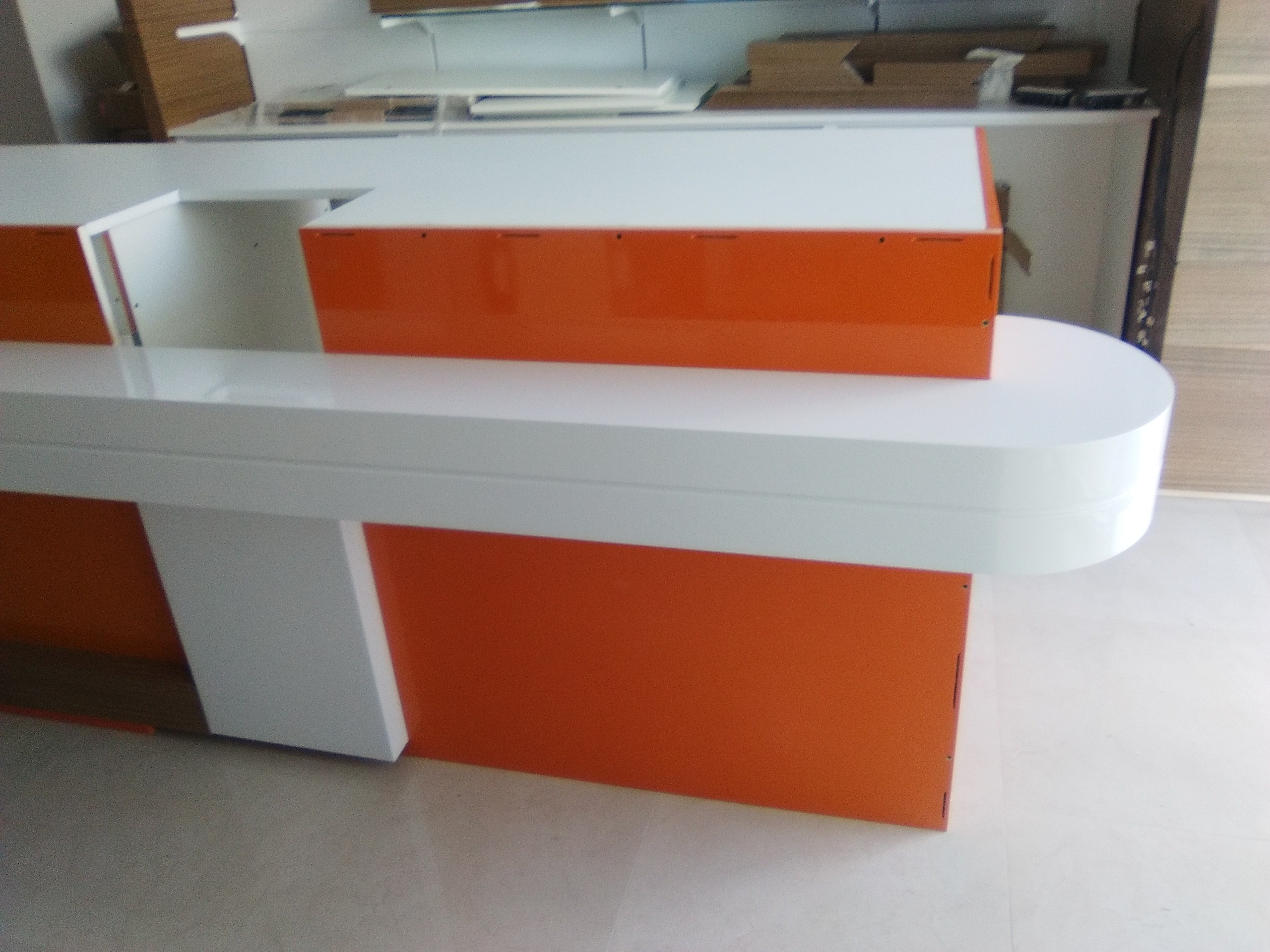 2016 年完成的 Olimpica 药店室内设计-7