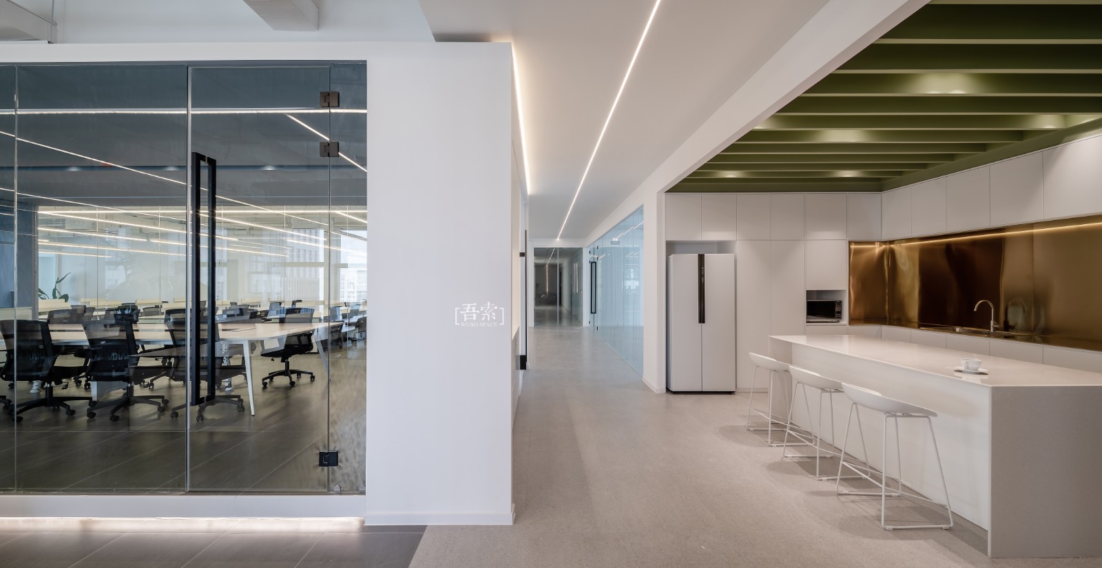 云密城 IT 科技公司,极简空间与人文互动的完美结合丨中国南京-15
