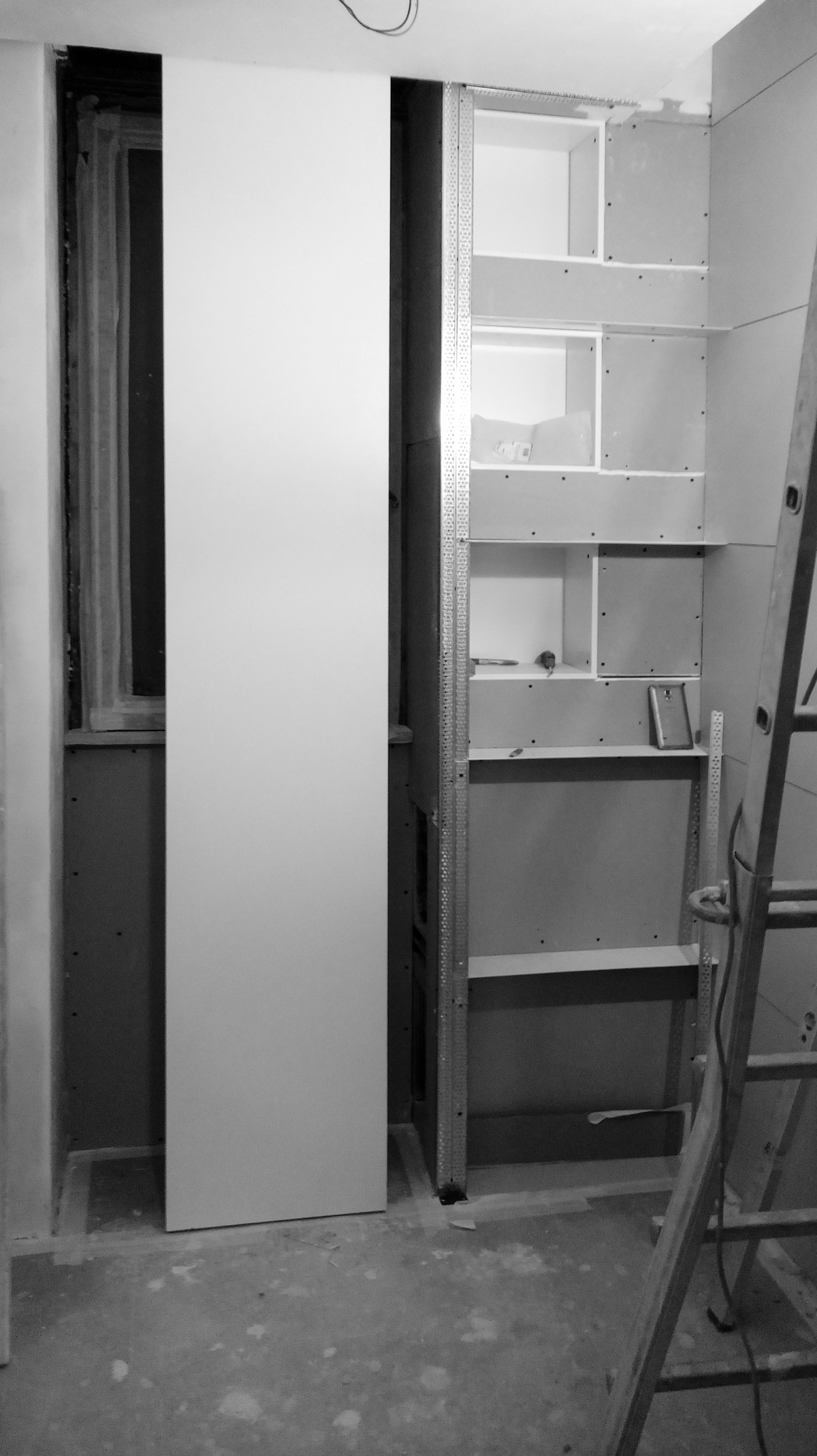 隐藏式钢板衣柜设计 突显空间简约美感-24