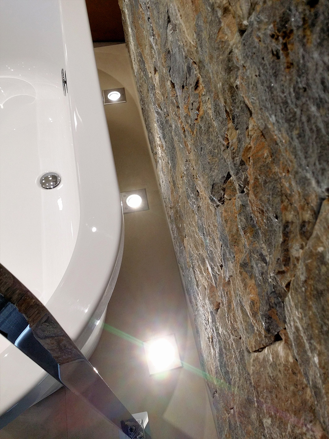 简约风格卫浴展示厅-25