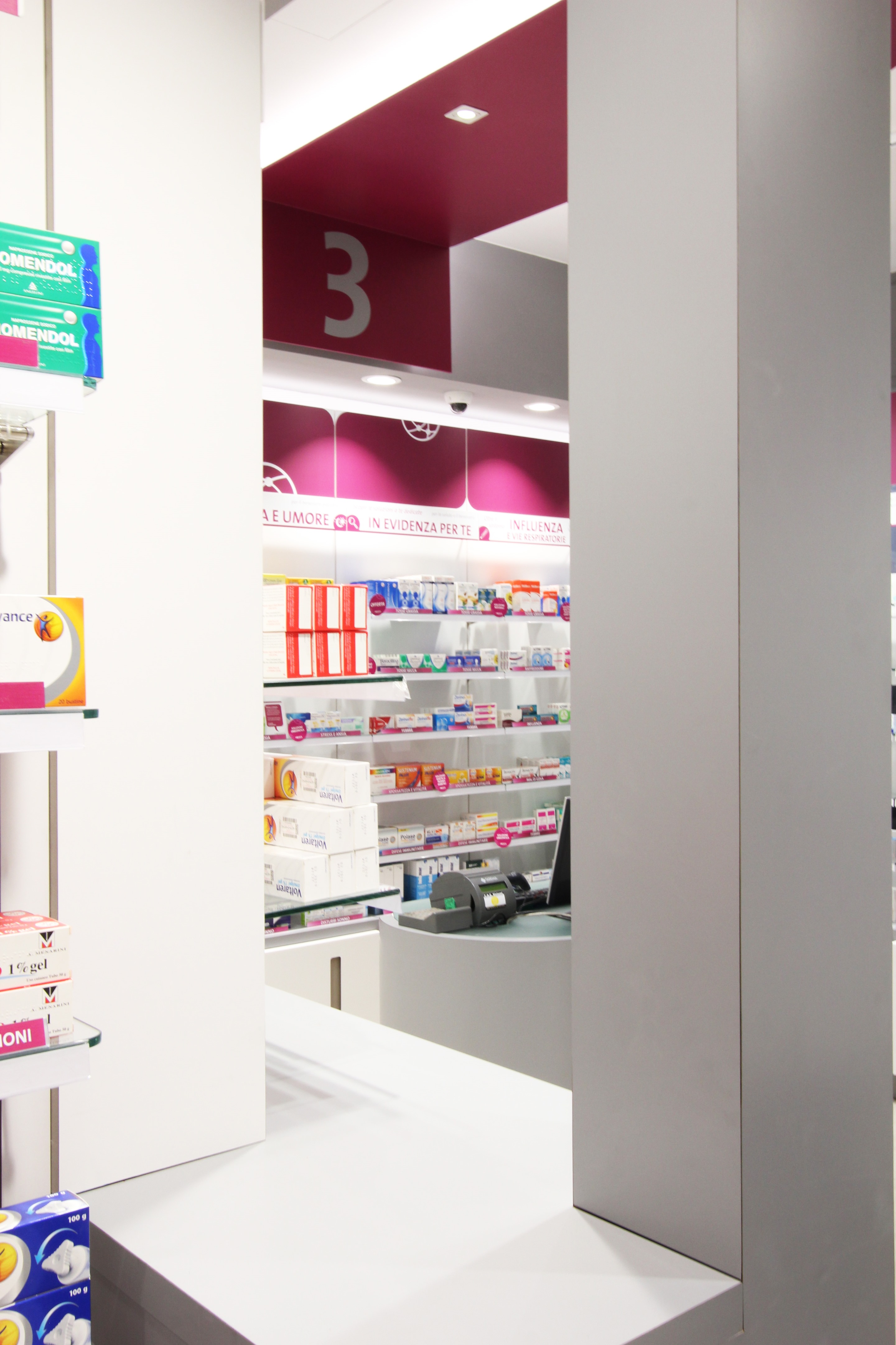 FARMACIA C·Agnelli 药房设计-16