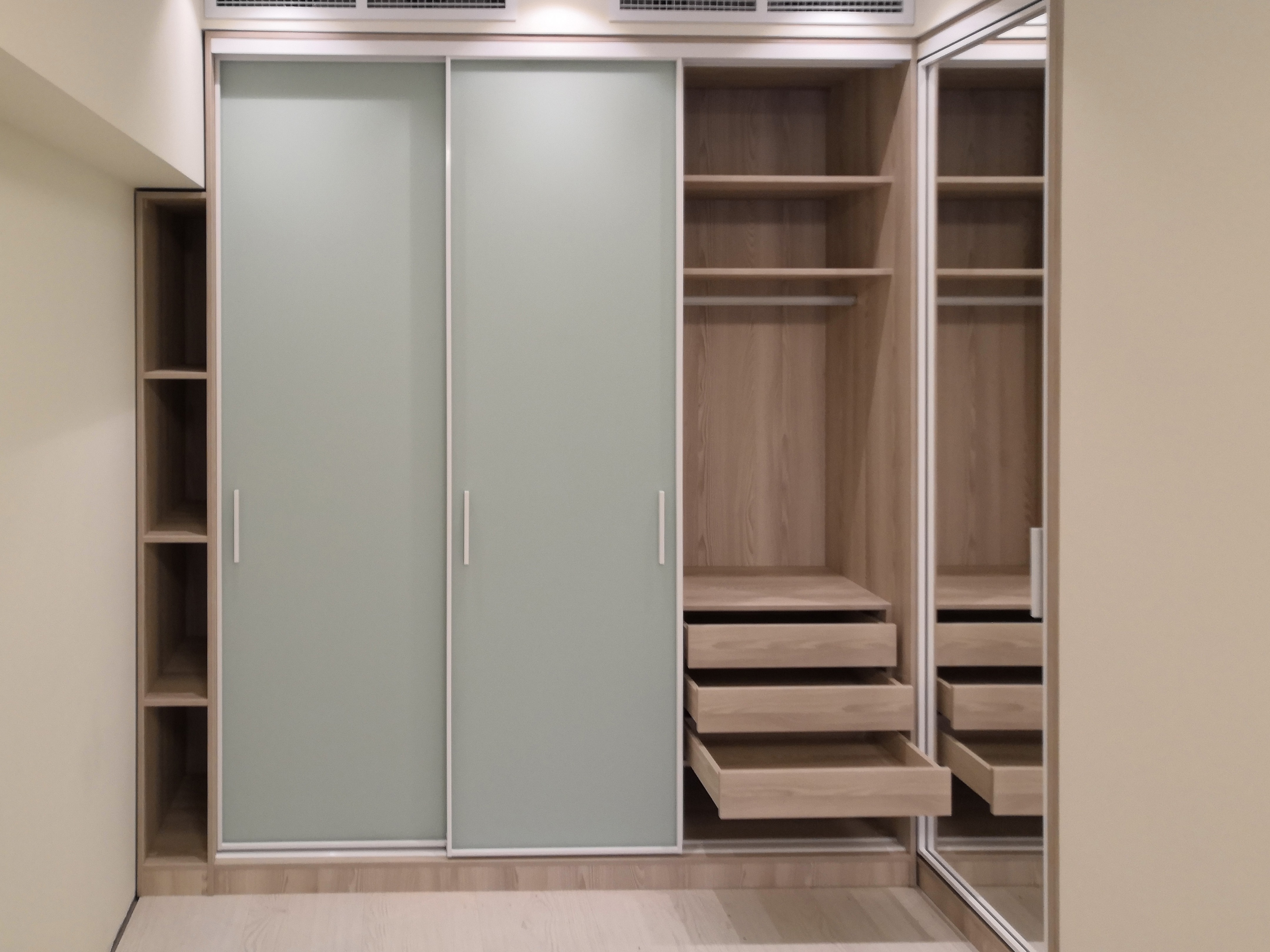 现代城市公寓的精致室内设计-1