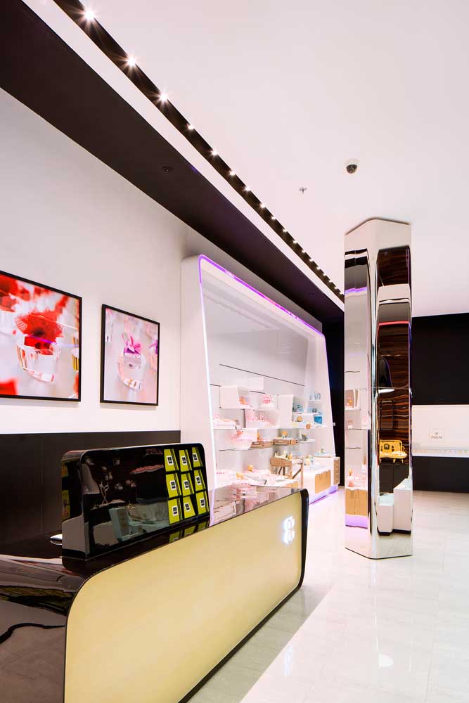 阿布扎比 Patchi 巧克力店 · 创新与奢华的融合-17