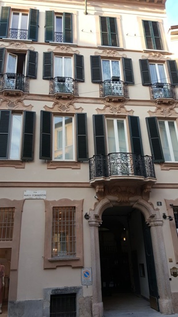 米兰百年历史建筑 Casa Formentini 的华美重生-1