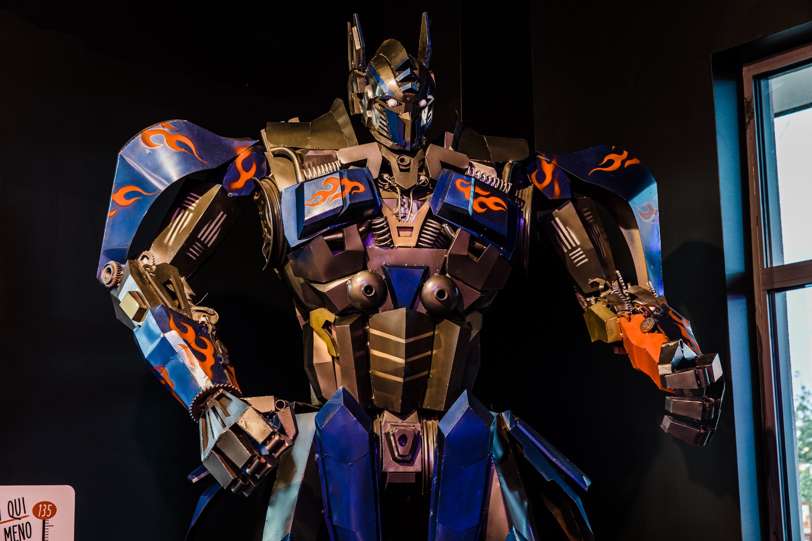 炫彩都市·日本动漫风餐厅设计-11