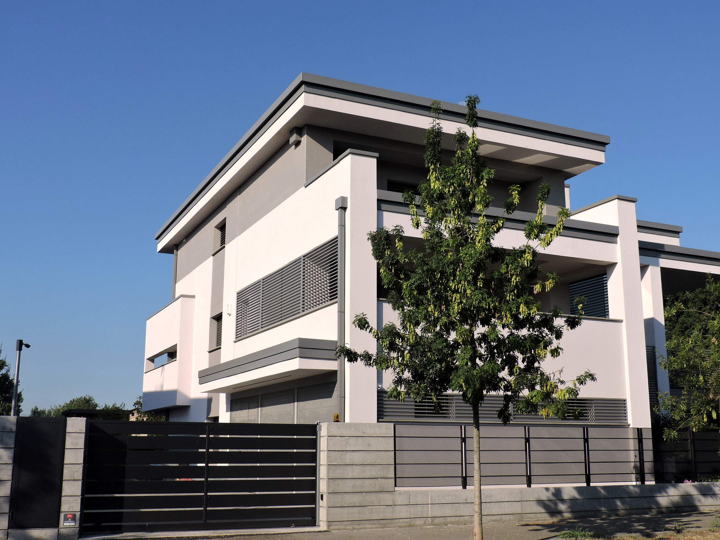 私人住宅的现代精致室内设计-38