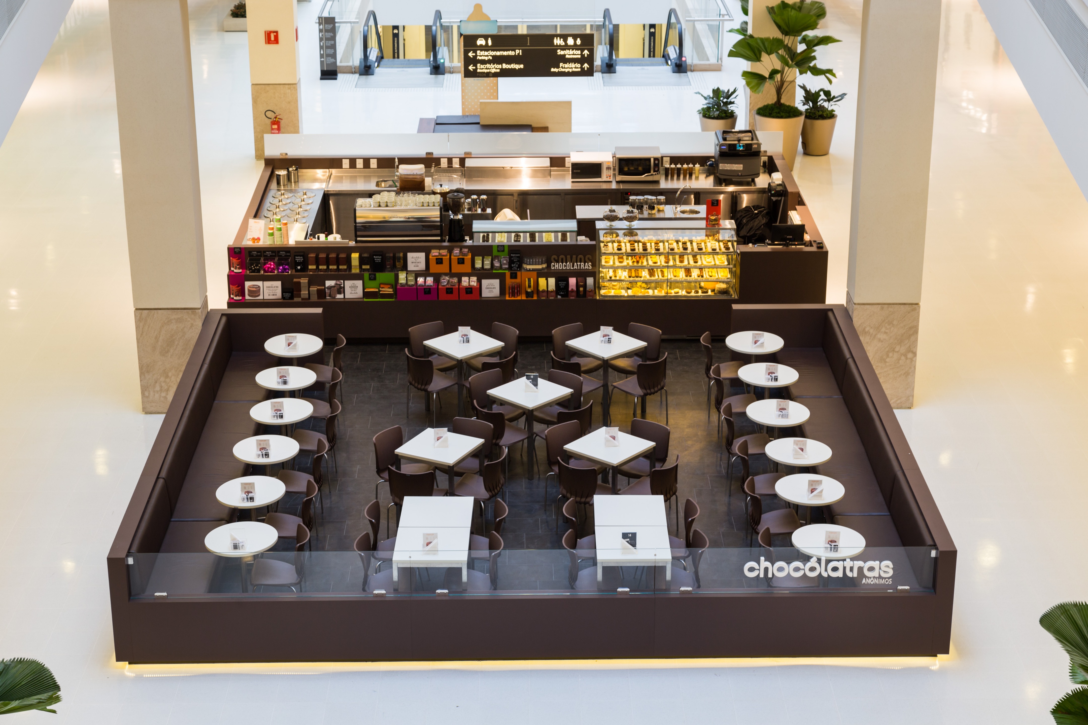 巧克力主题咖啡馆设计-2