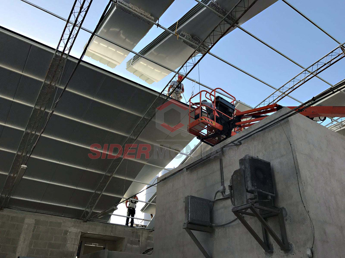 2017 年 Paviblok 工业建筑屋顶翻新及 asbestos 清理案例-14