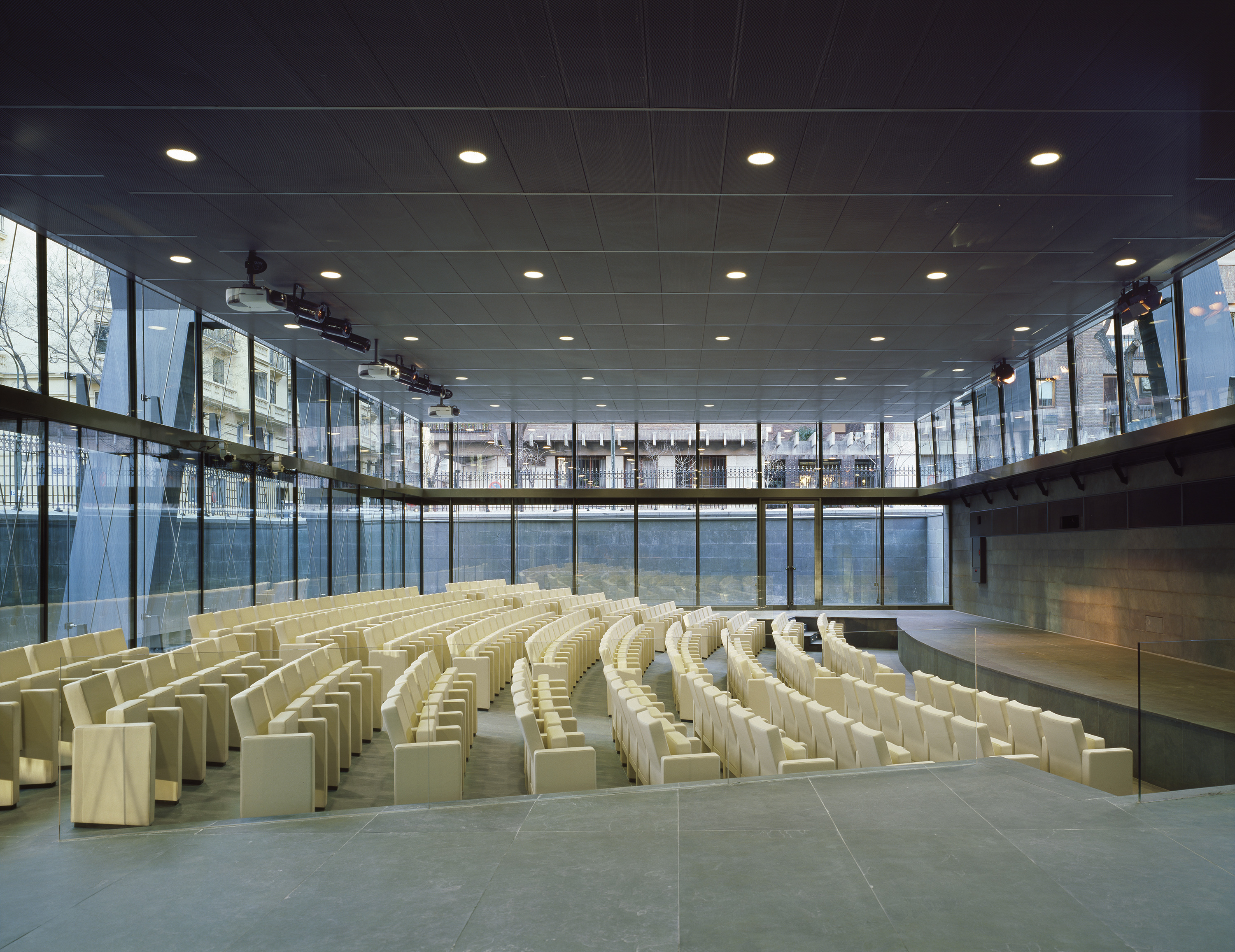 Rafael del Pino 新馆-7