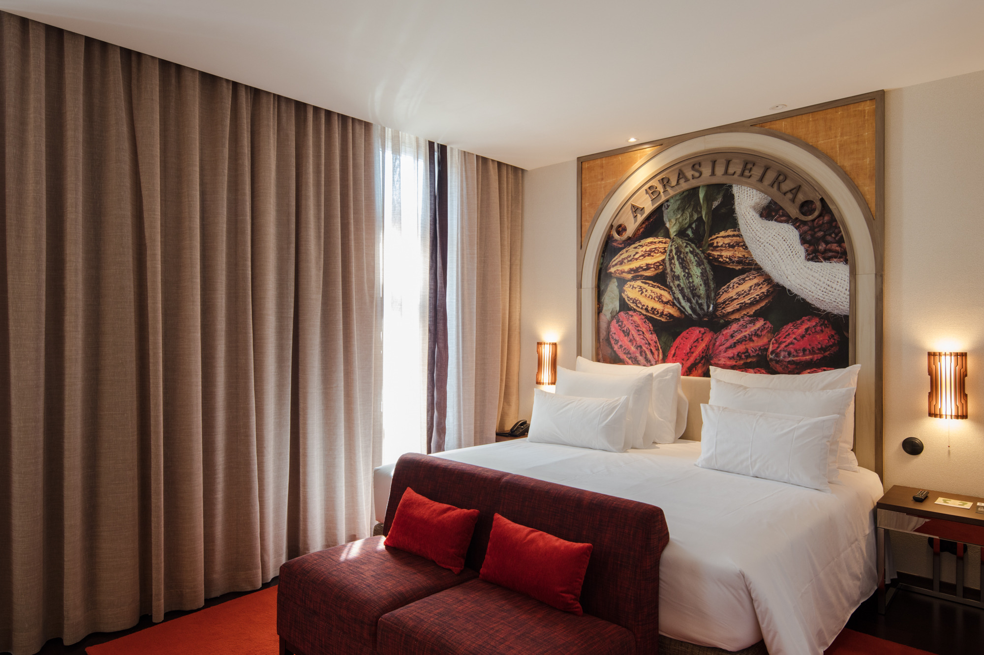 葡萄牙波尔图历史建筑“A Brasileira”酒店的修复与新生-97