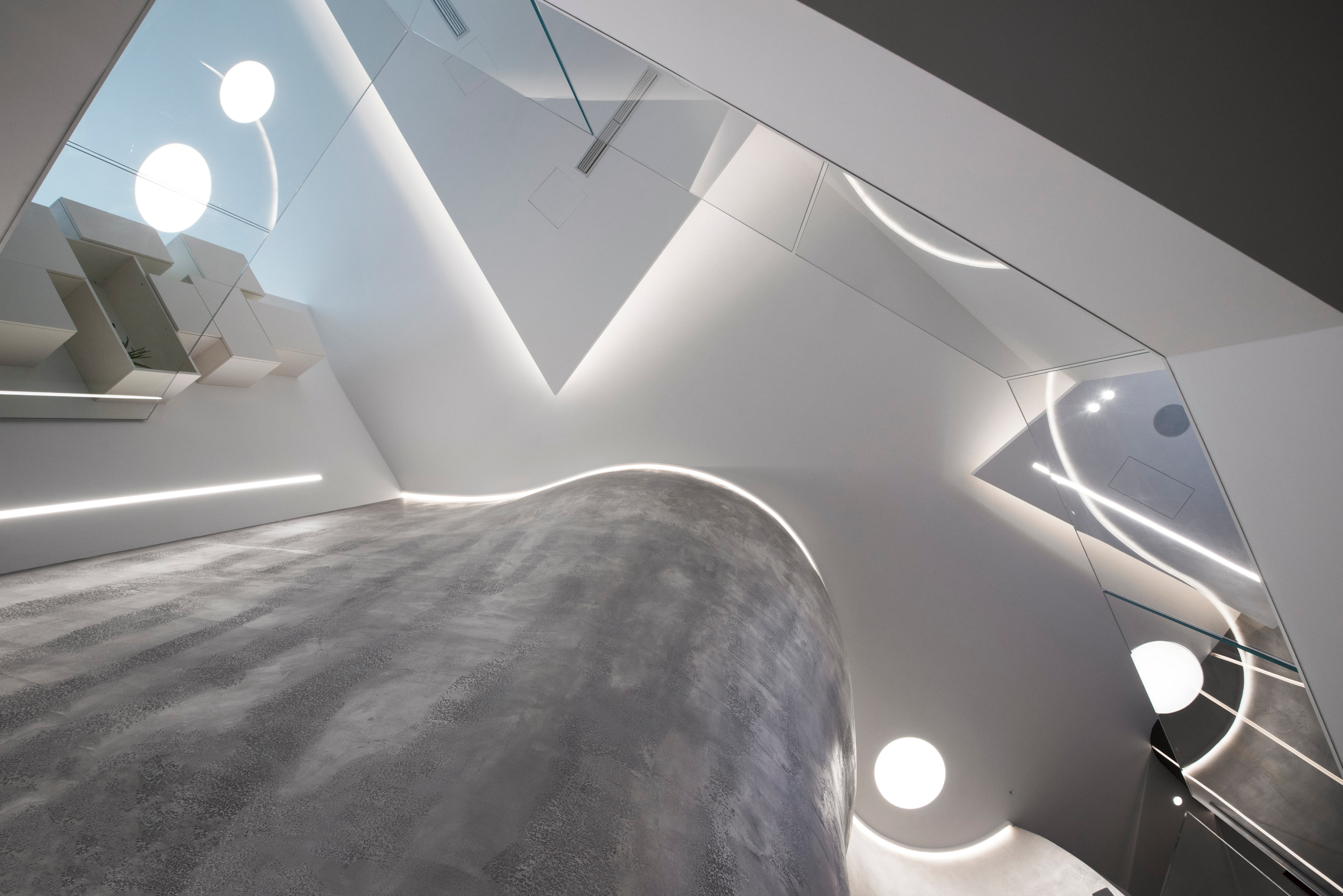 铝制屋顶的四叶草别墅-9