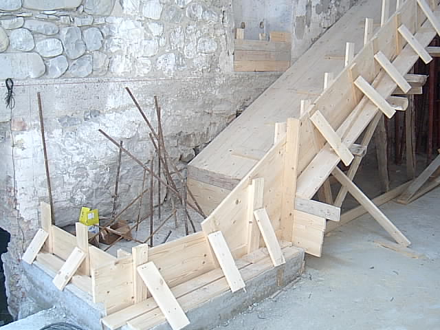 2000 年 Pedemontana 公寓修复 | 历史建筑的新生-3