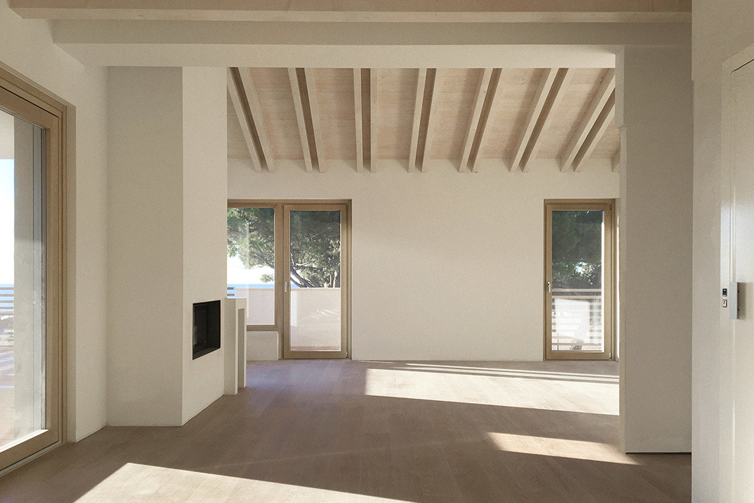 意大利 Grado 海滩度假别墅 | 海景与室内设计的完美融合-7