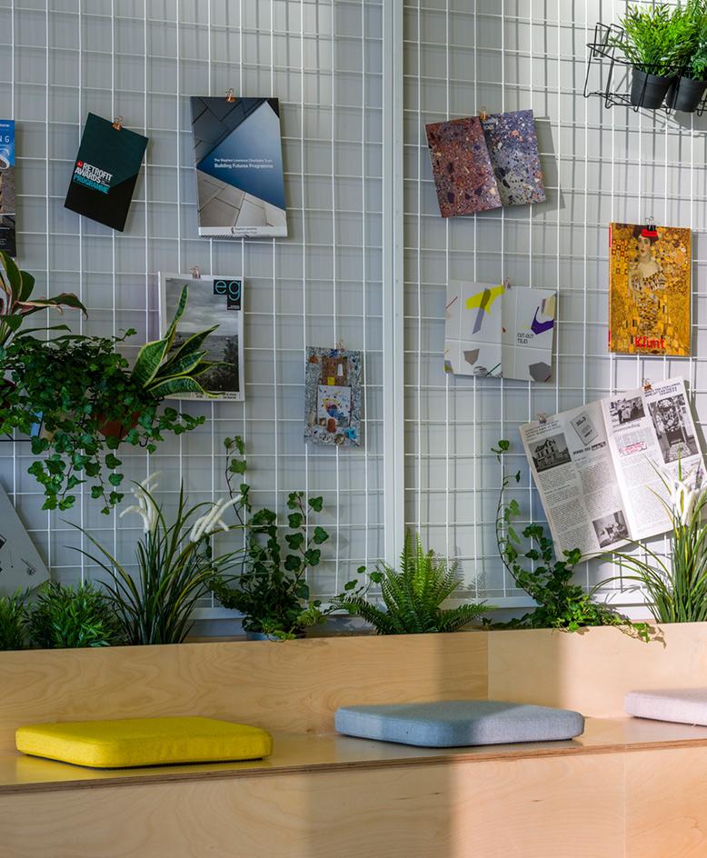 伦敦斯蒂芬·劳伦斯中心打造多彩合作空间-5