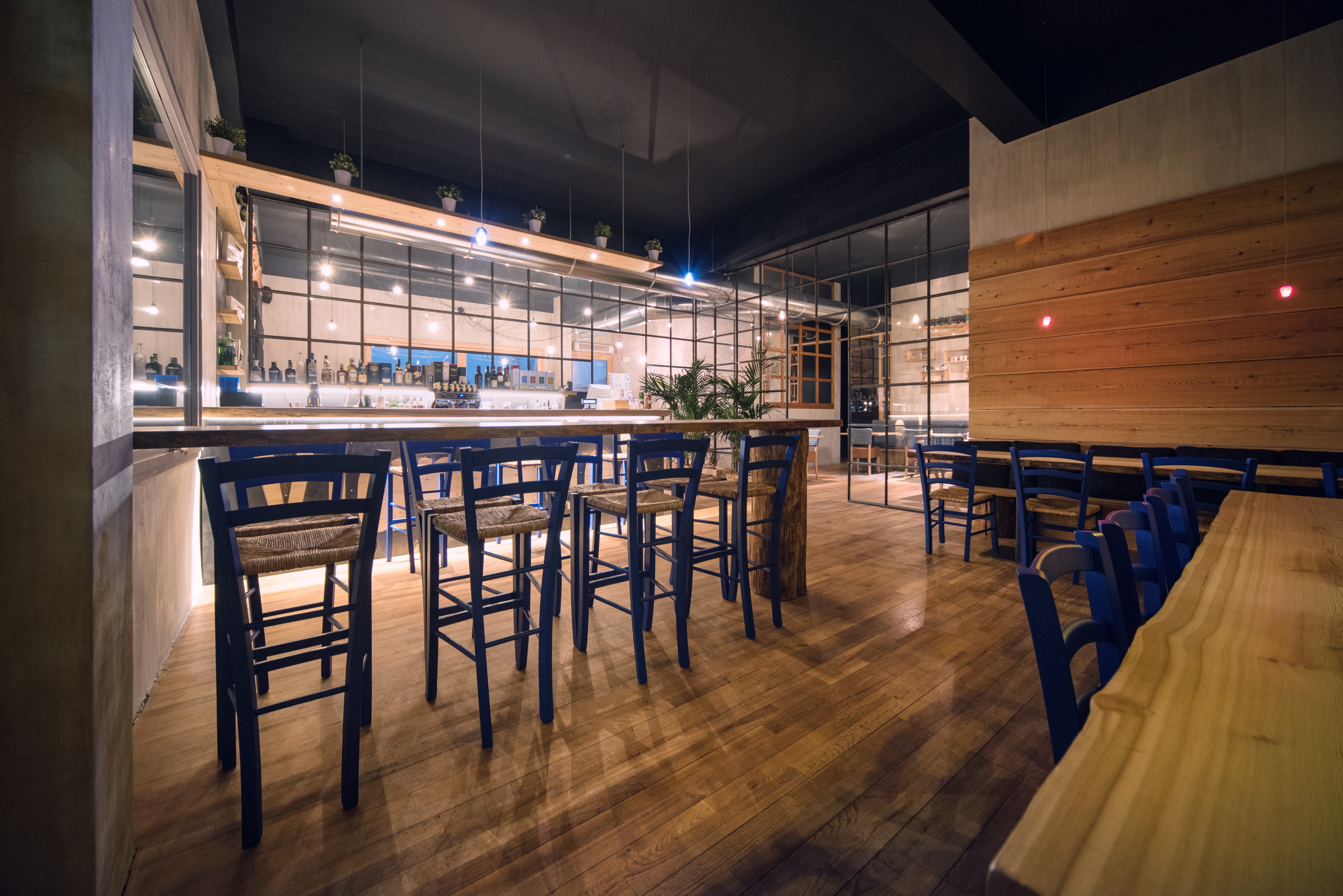 2016 年完成的 Viaprade8 酒吧餐厅设计-5