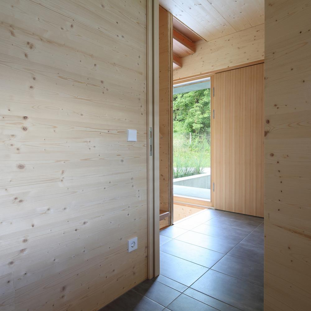 奥地利湖畔双塔木屋,诠释公共空间与隐私平衡-48