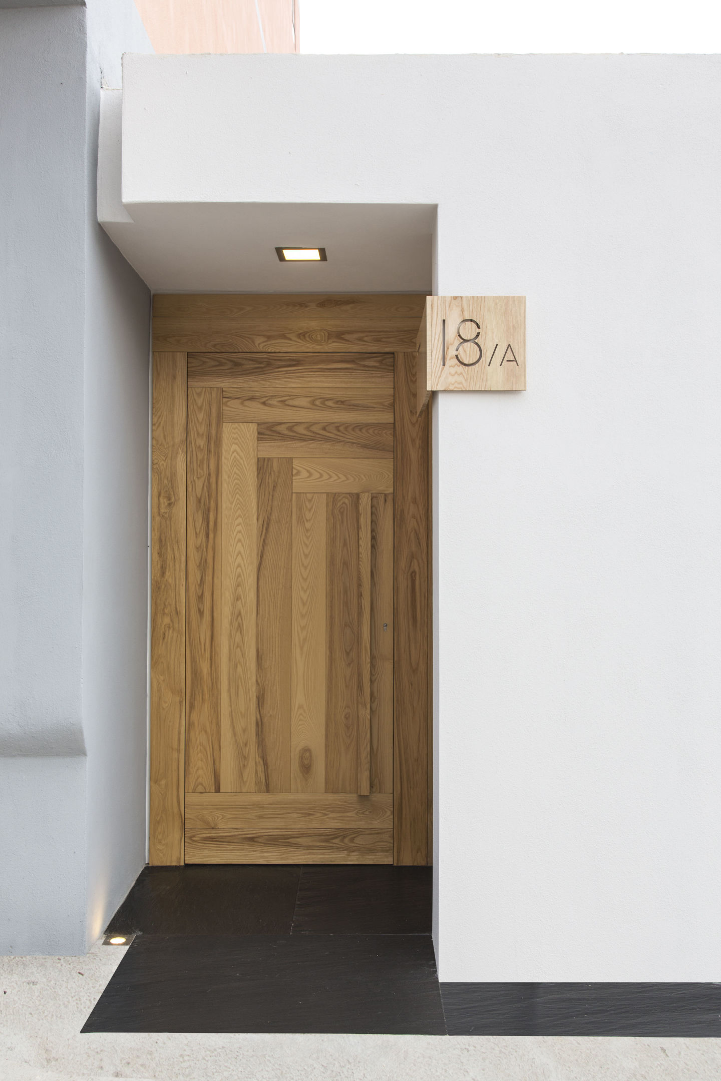 简约重生 | 废旧仓库变现代公寓-5