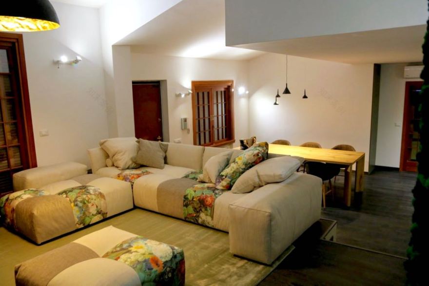 意式乡村风格别墅翻新,打造温馨亲子空间-5