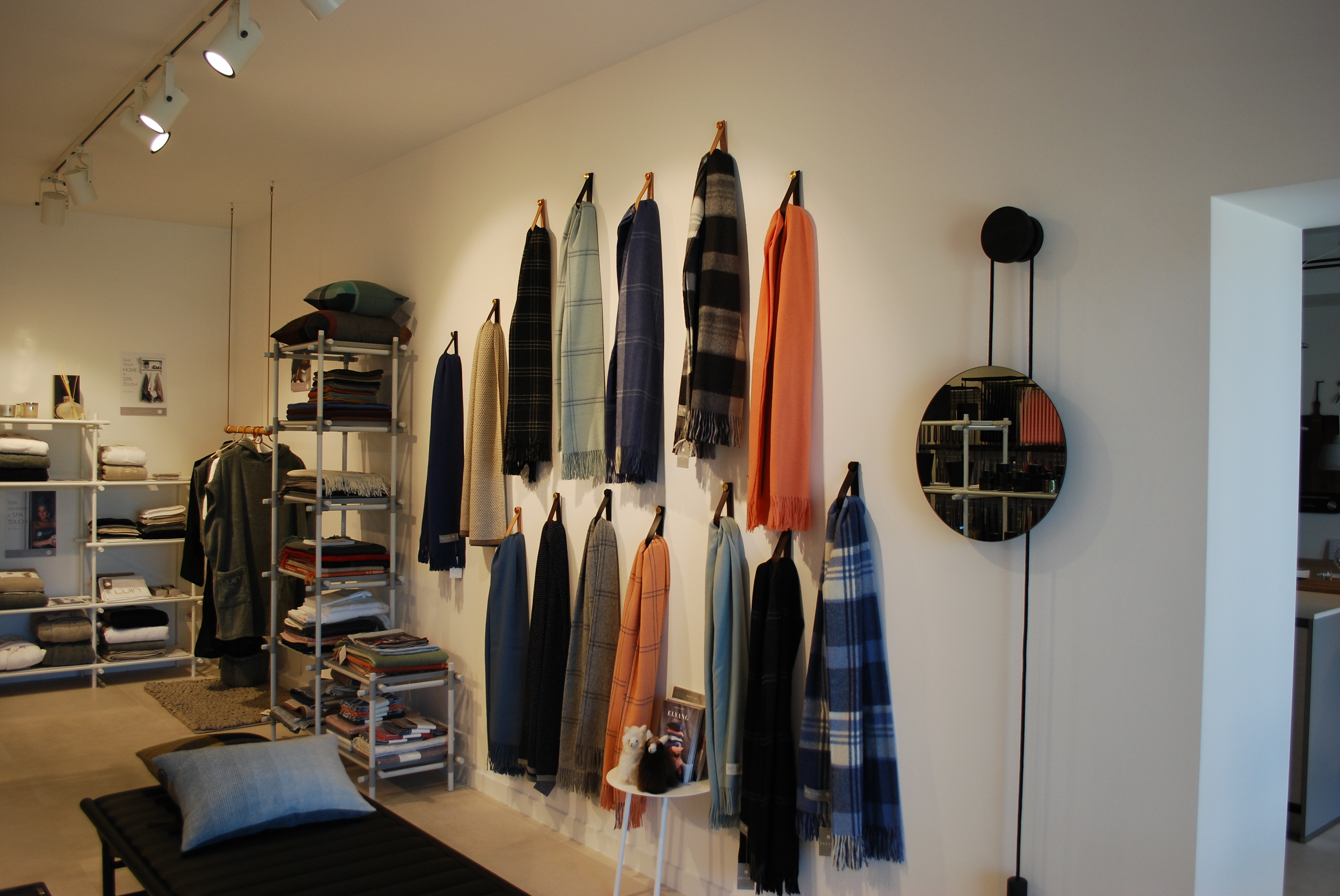 意大利海滨度假胜地 Showroom KD-4