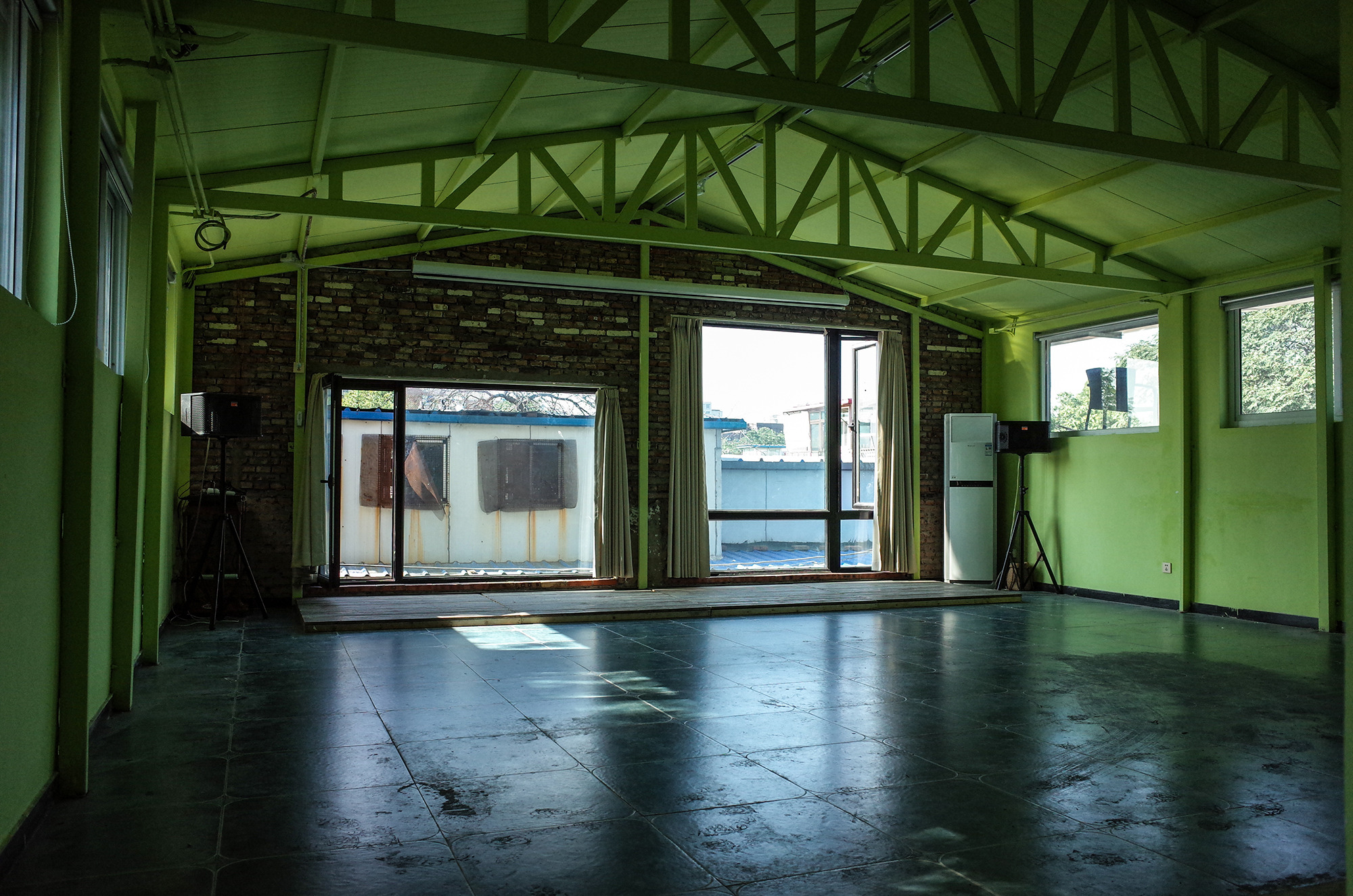 胡同里的"种子"——北京方家胡同 12 号户外俱乐部设计-9