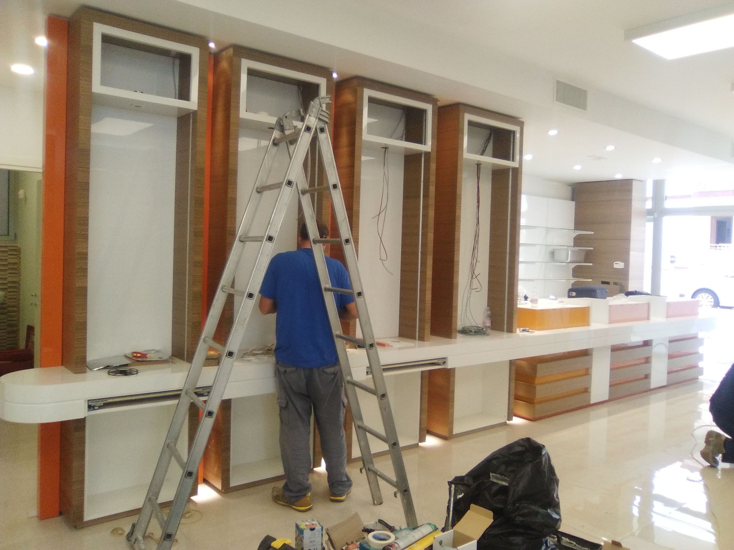 2016 年完成的 Olimpica 药店室内设计-14