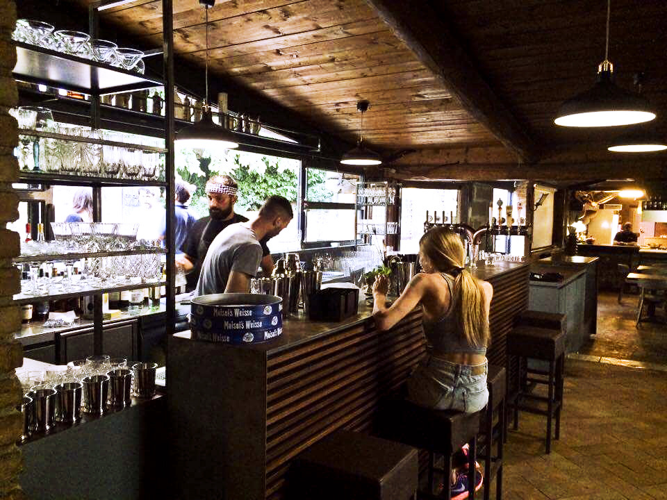 2017 年完成的意大利餐厅室内设计案例-21