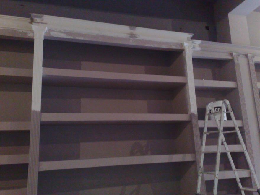 量身定制货架的 110 平米店铺翻新设计-10