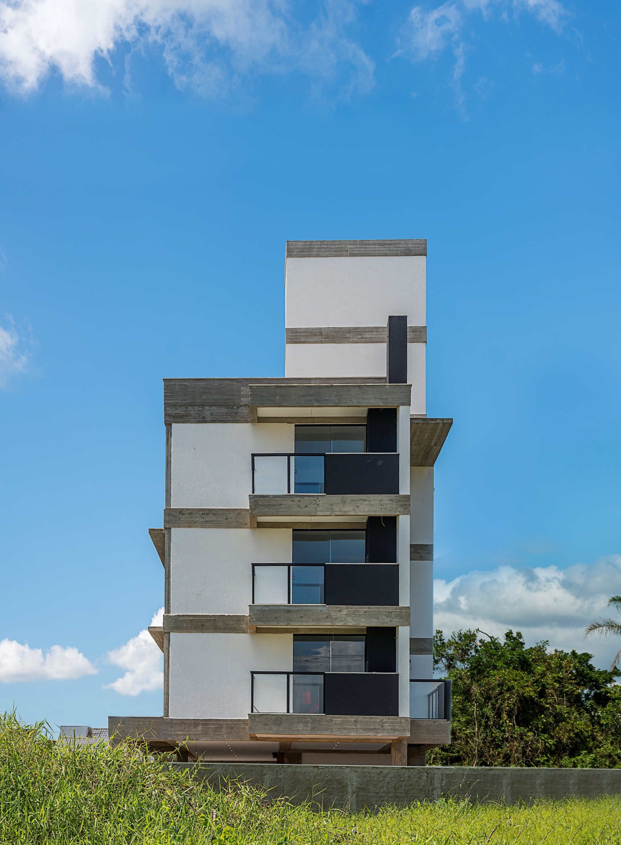 巴西 N 07 住宅大楼，简约现代的海景公寓-32