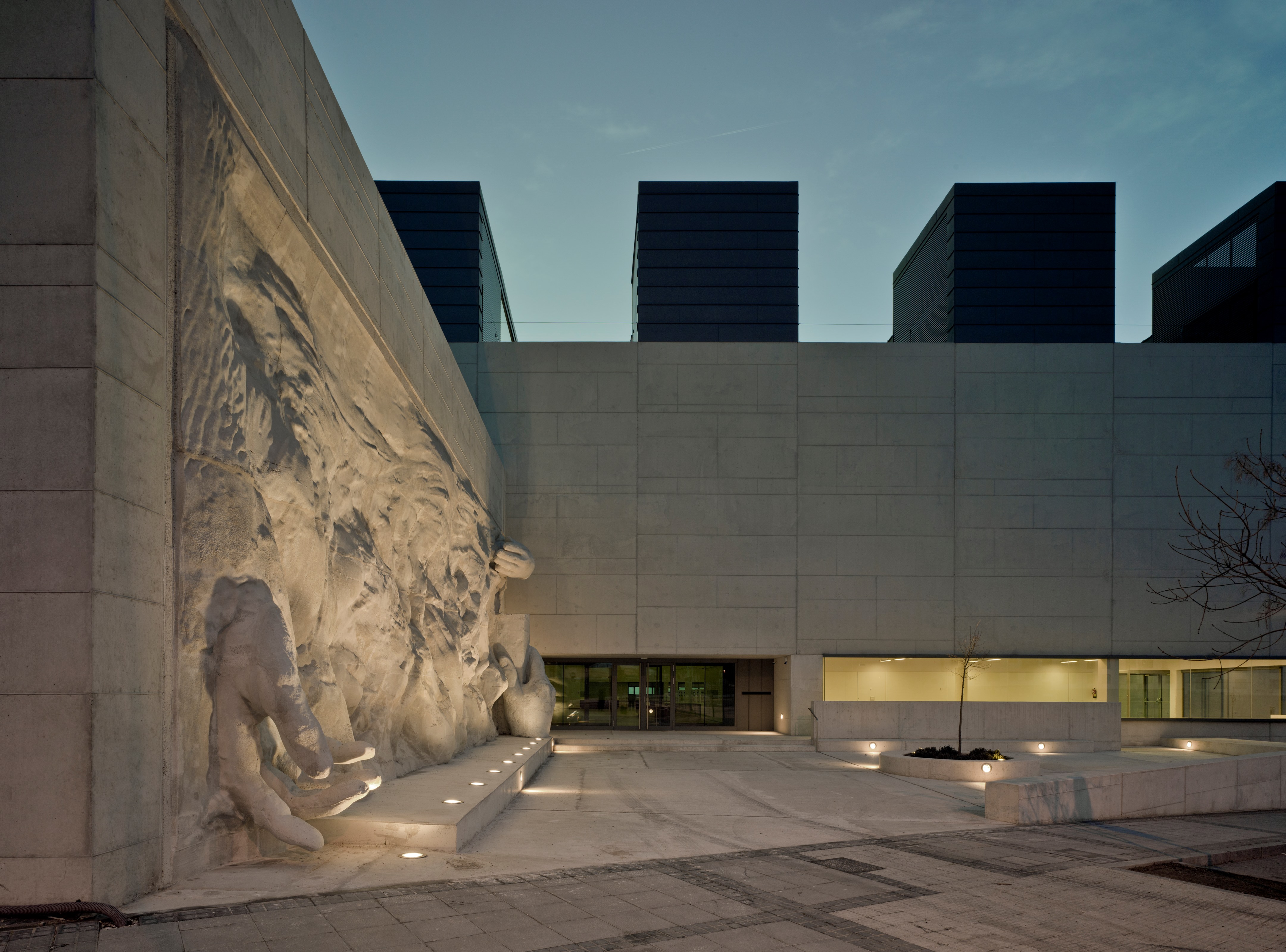 新塞哥维亚公共图书馆-4