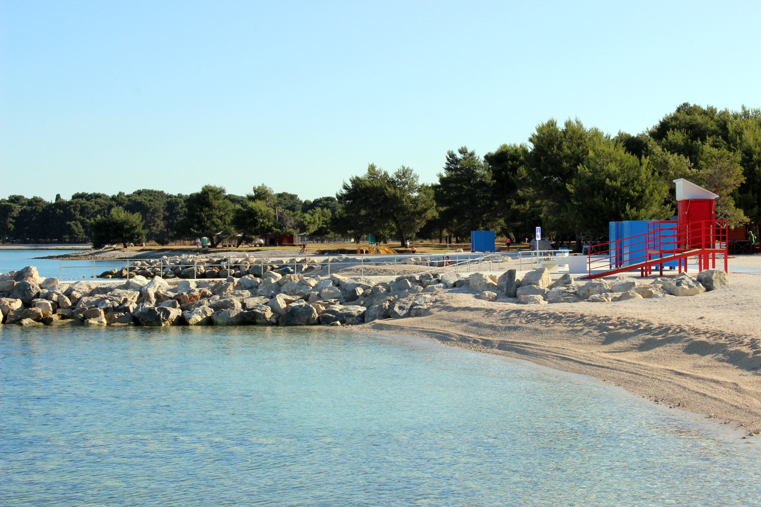 克罗地亚前海军机场改建水上乐园-16