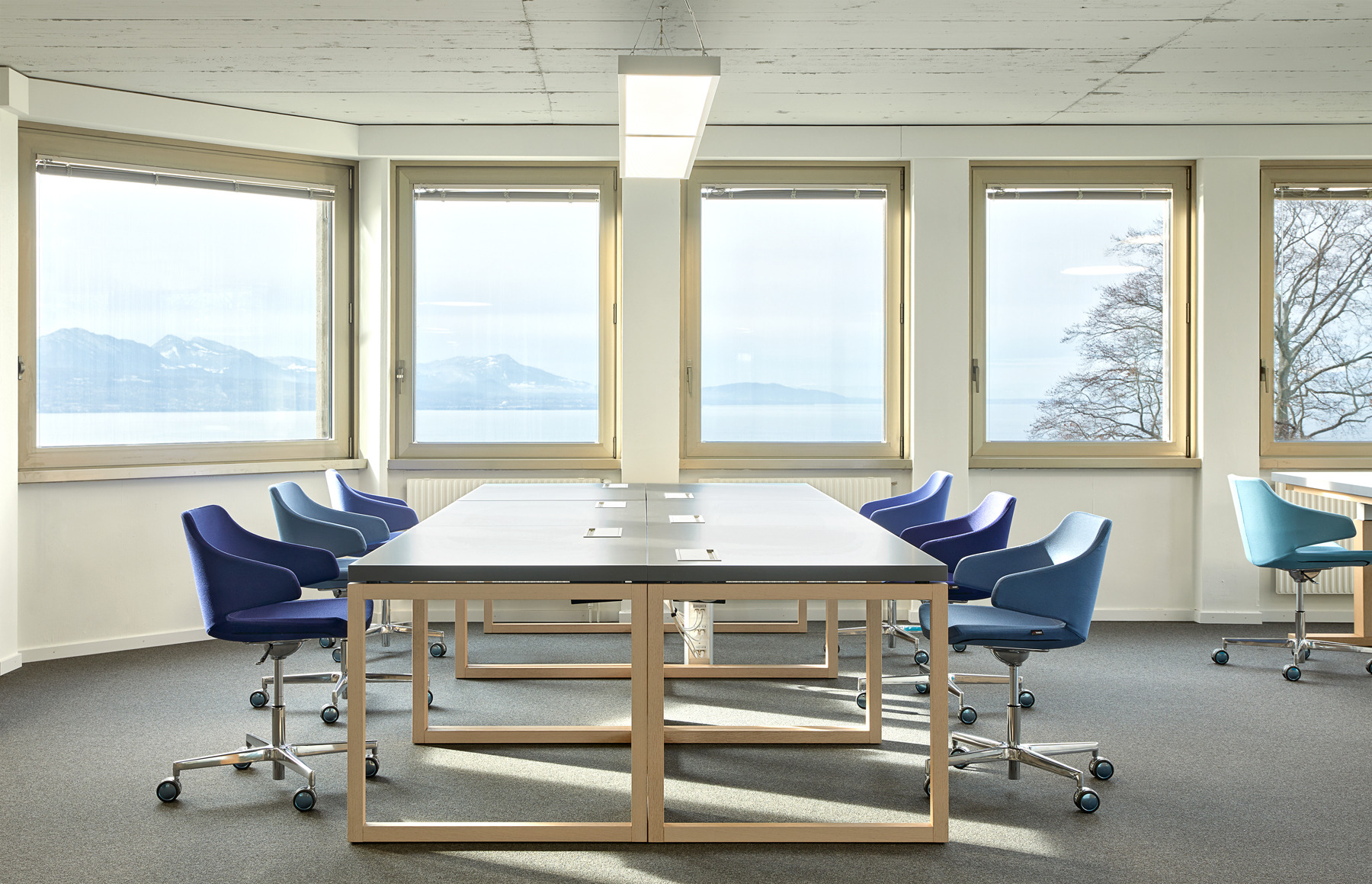 瑞士 Mel 建筑事务所打造“开放科学”办公空间-7