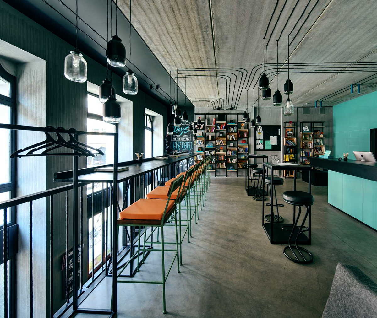 BOTAN Library Ukraine, Kyiv, Vozdvizhenka-7