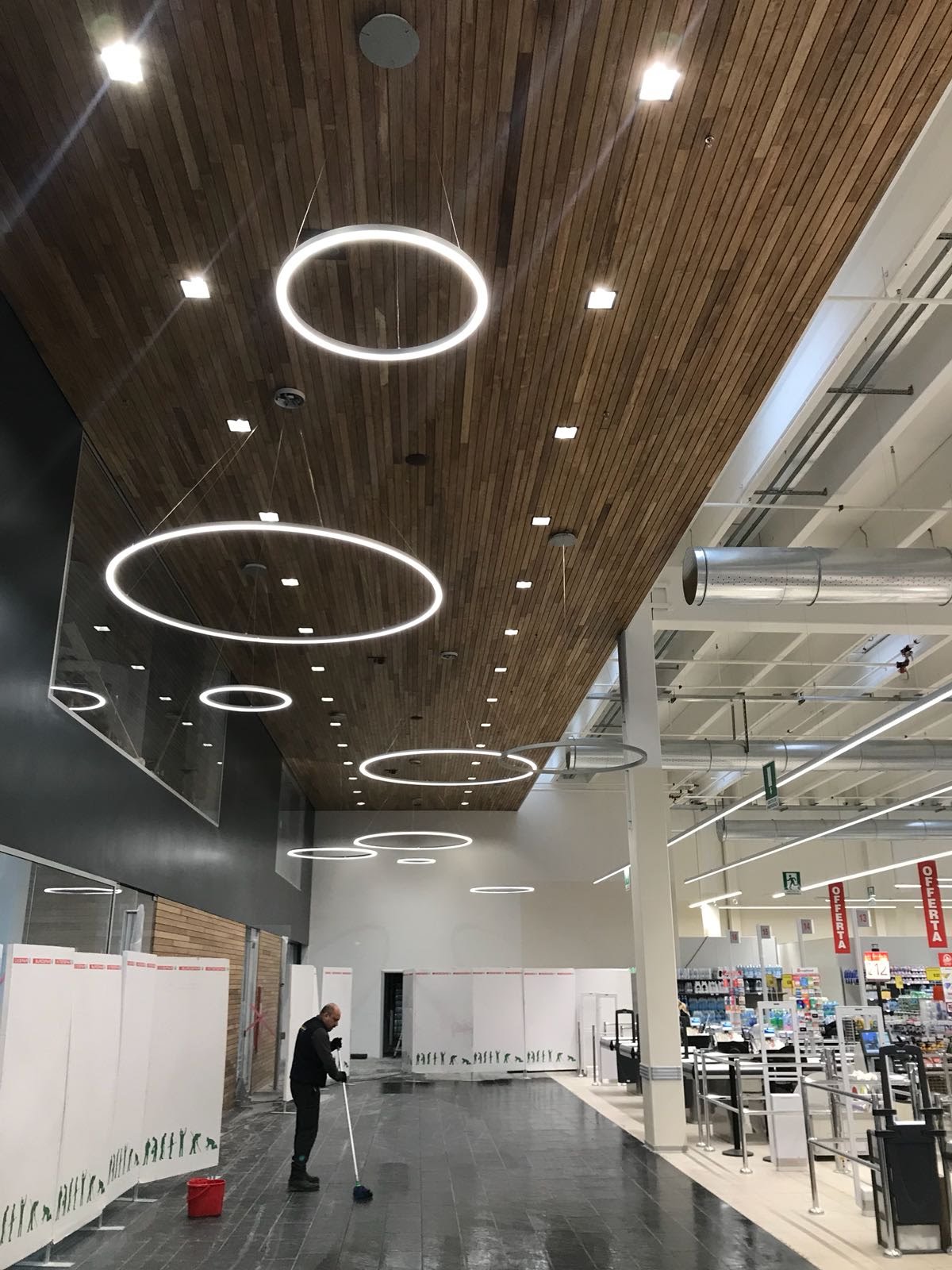 船舱式商业中心,打造独特购物体验-9