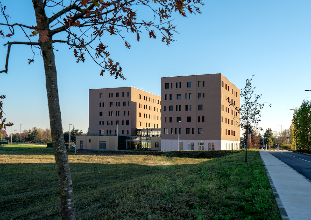 人性和谐绿意盎然的人文学府宿舍-22