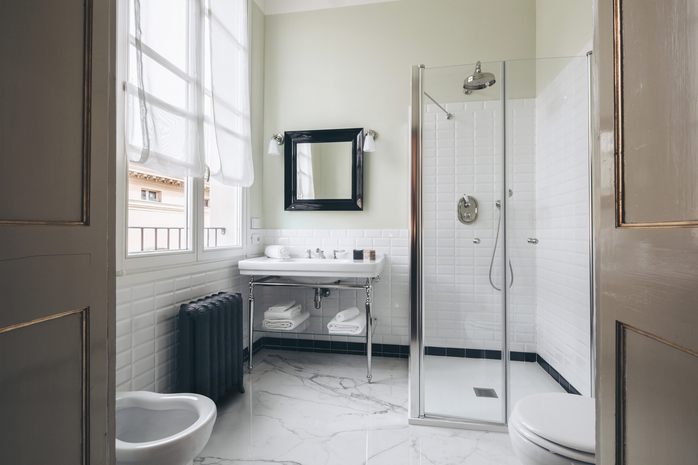 意大利博洛尼亚百年建筑的奢华套房新生-6