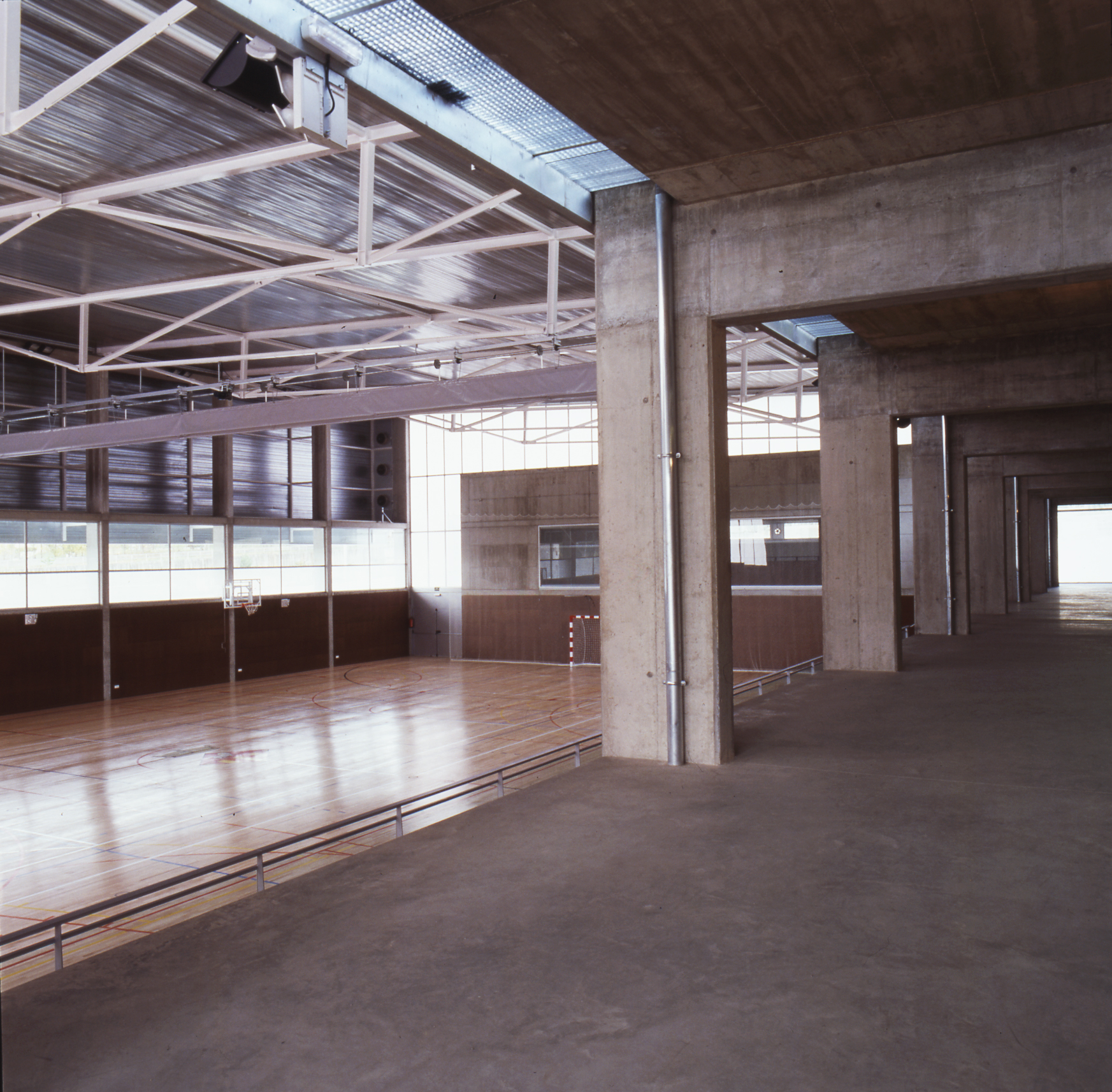 马塔德佩拉多功能社区体育文化中心-19