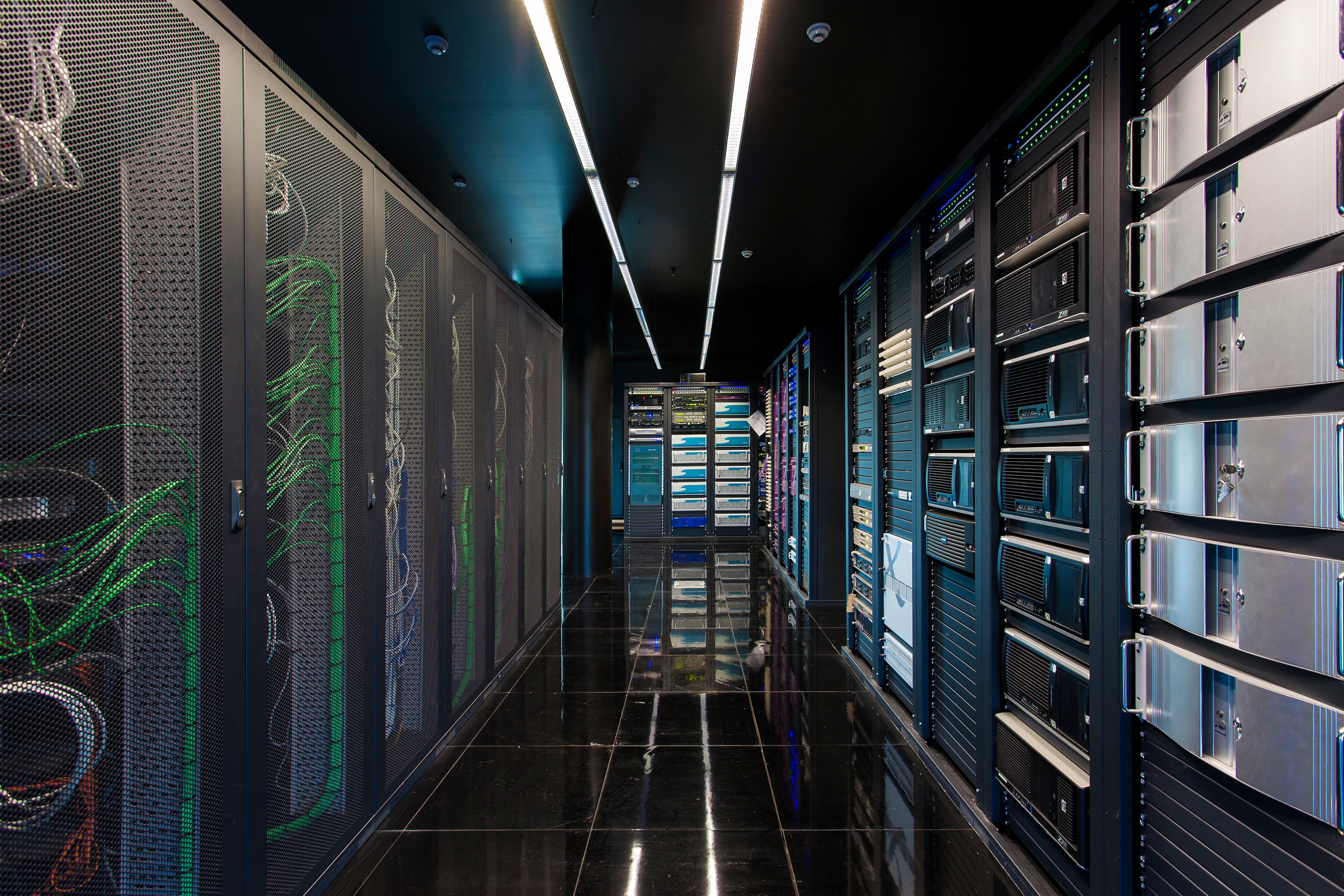 创新科技风，Sport TV 葡萄牙总部室内设计-19