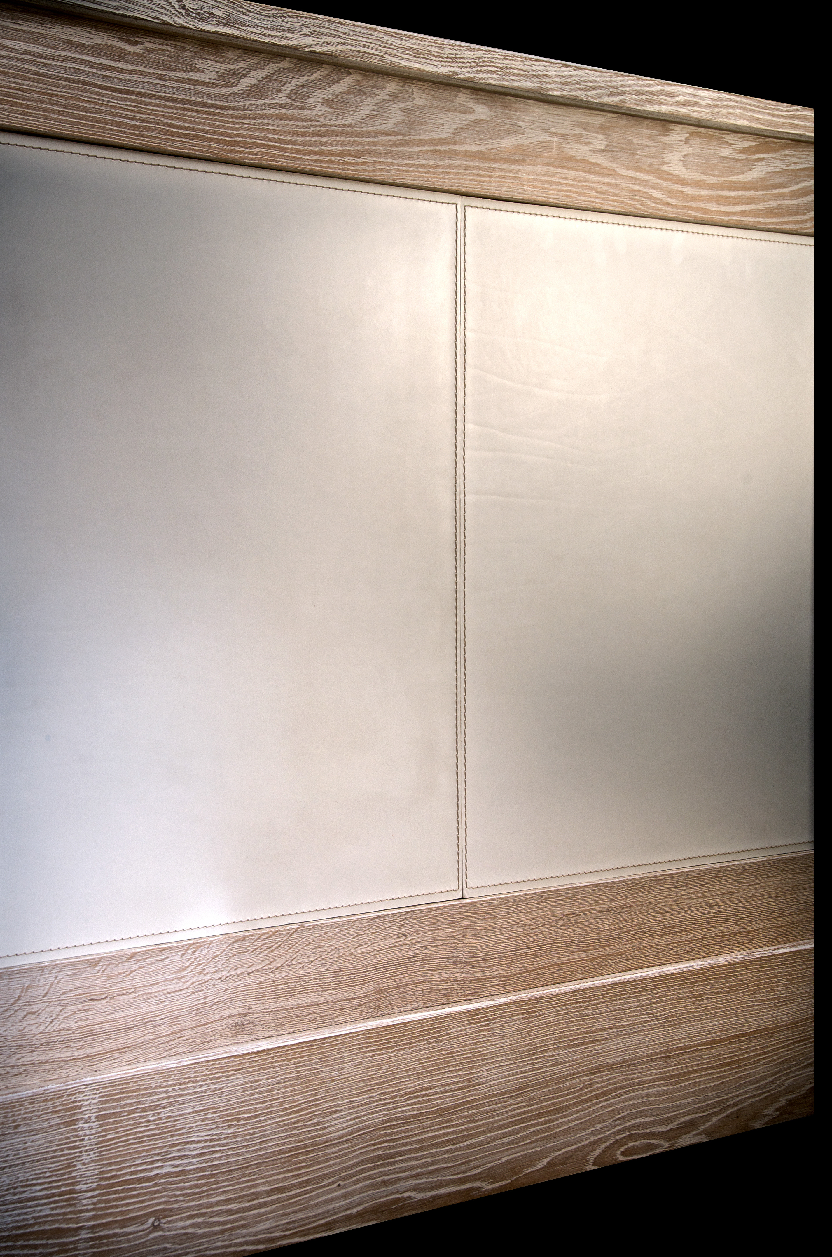 木雕墙面艺术，打造独特室内空间-1