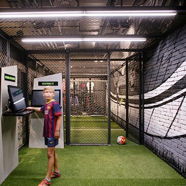 《足球狂热》专业足球商店-1