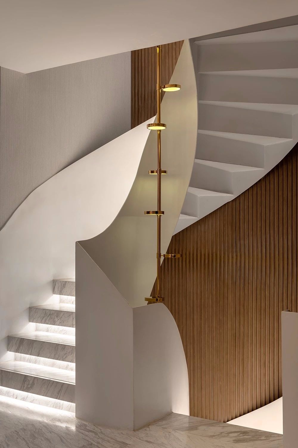 融入自然的艺术别墅，打造生活与空间对话的典范-16