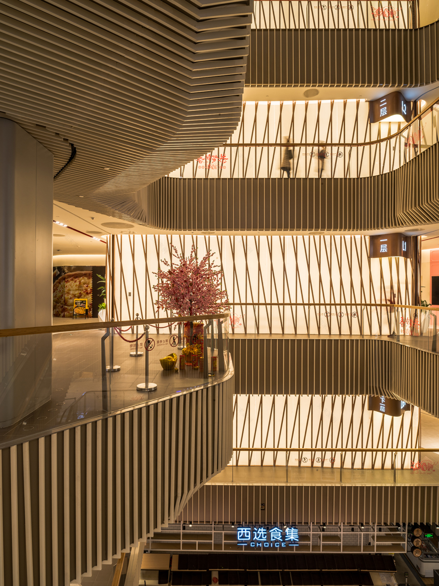 上海 Lane189 购物商场 | 阿格·利希特联手联合国工作室打造光之殿堂-28