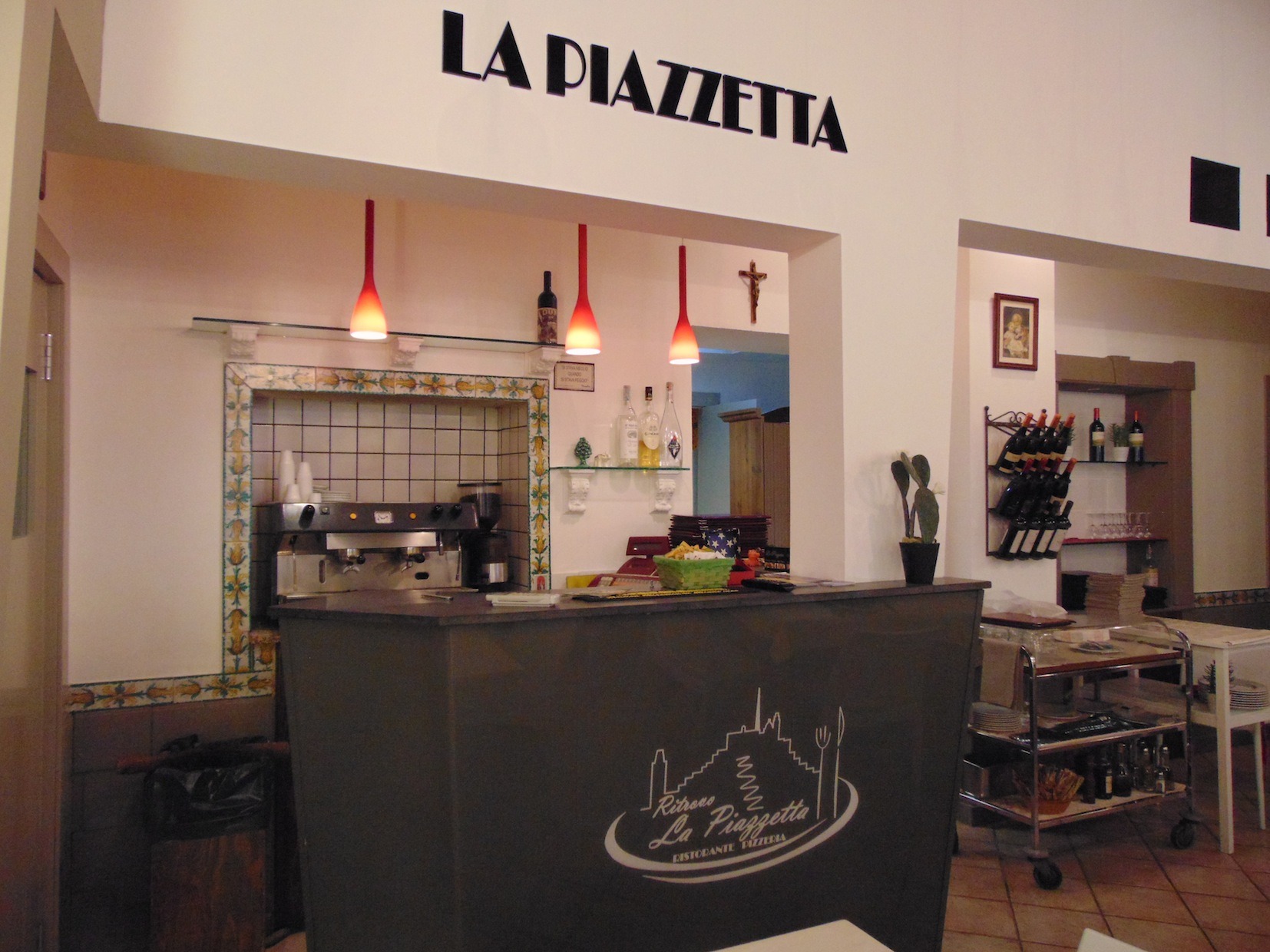 历史古城中的现代“小广场”-1