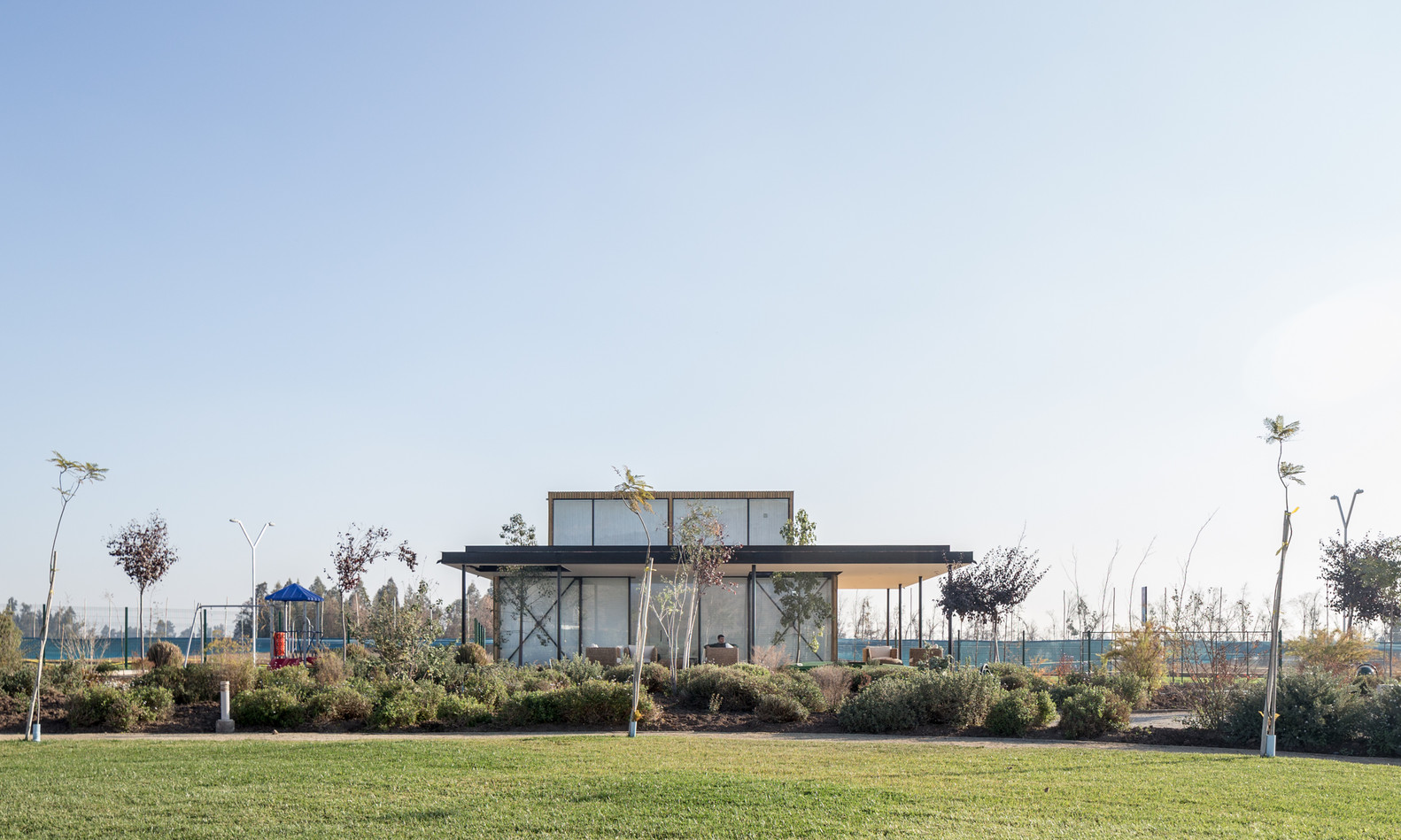 智利人工泻湖住宅销售展示厅-34