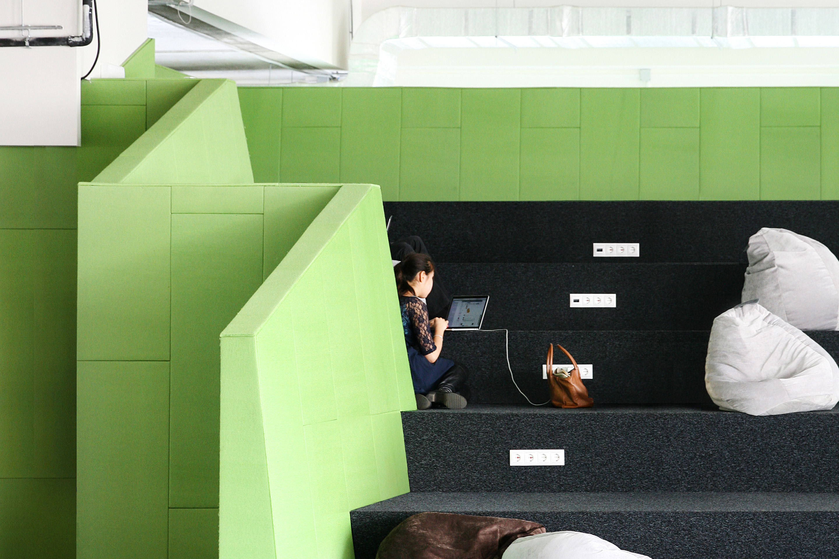 Skoltech 临时校园室内设计-16