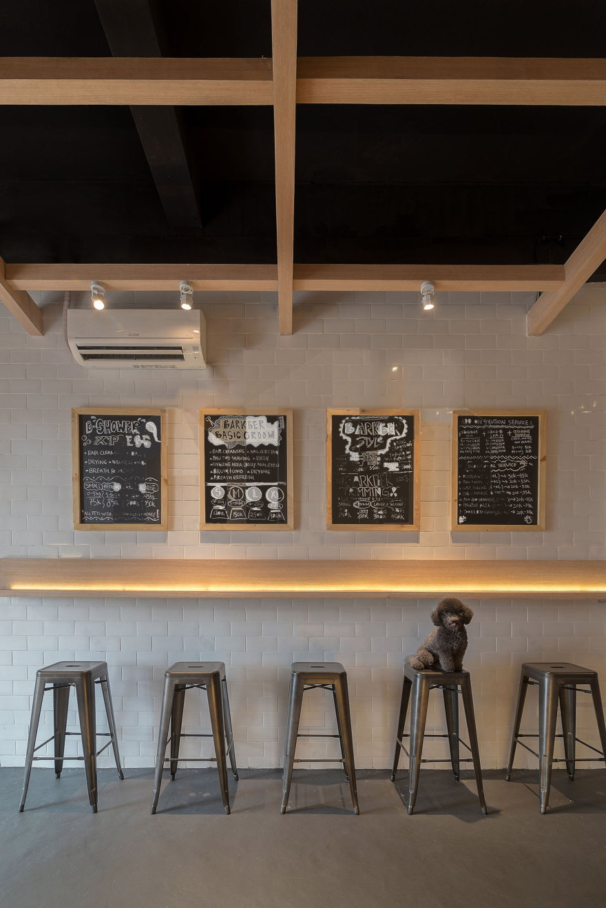 巴克理发店美容沙龙和咖啡馆-8