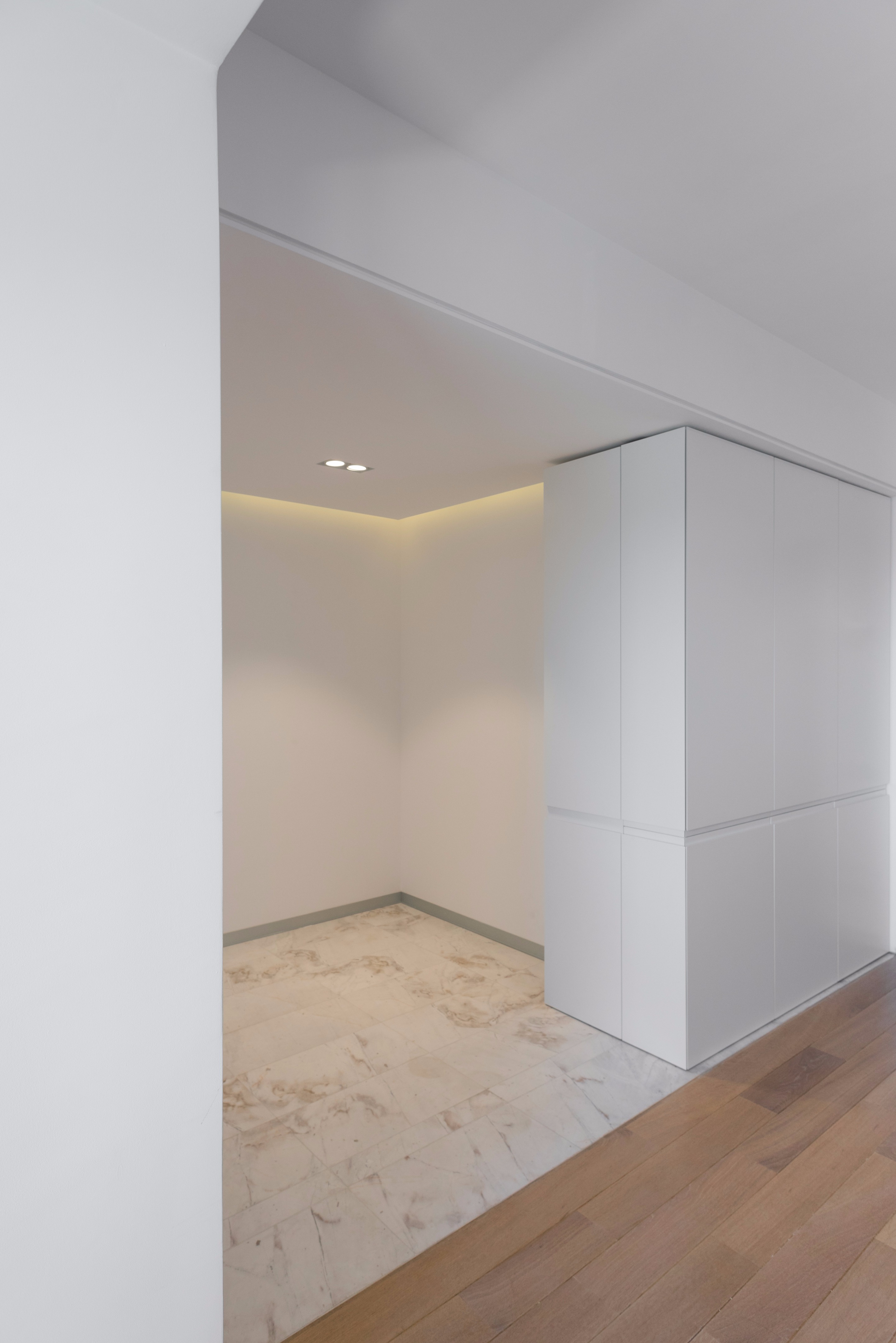 创意办公空间设计 | 定制家具与照明设计的完美结合-6