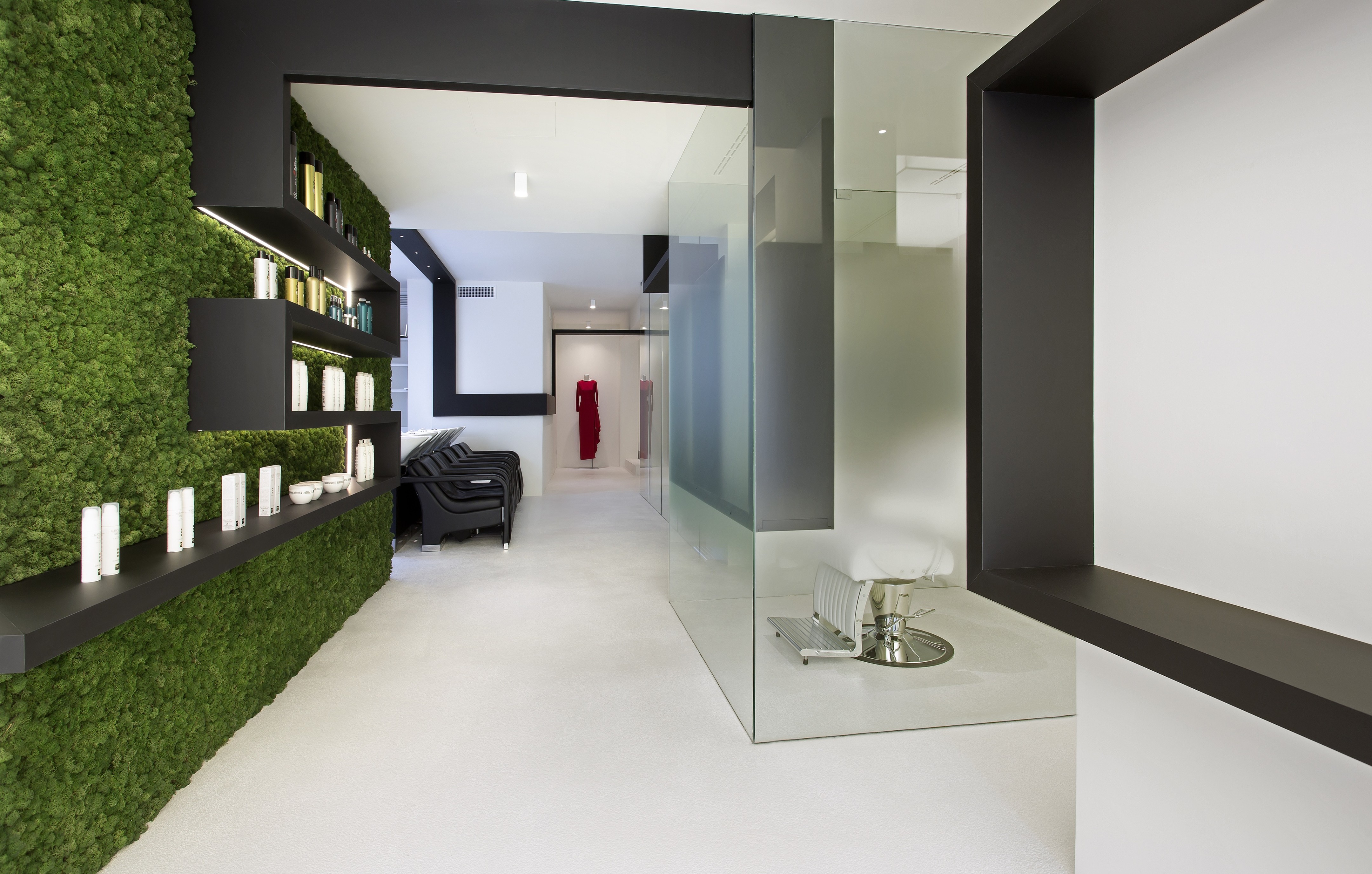 变化的线条之美 · 意大利商店室内设计-11