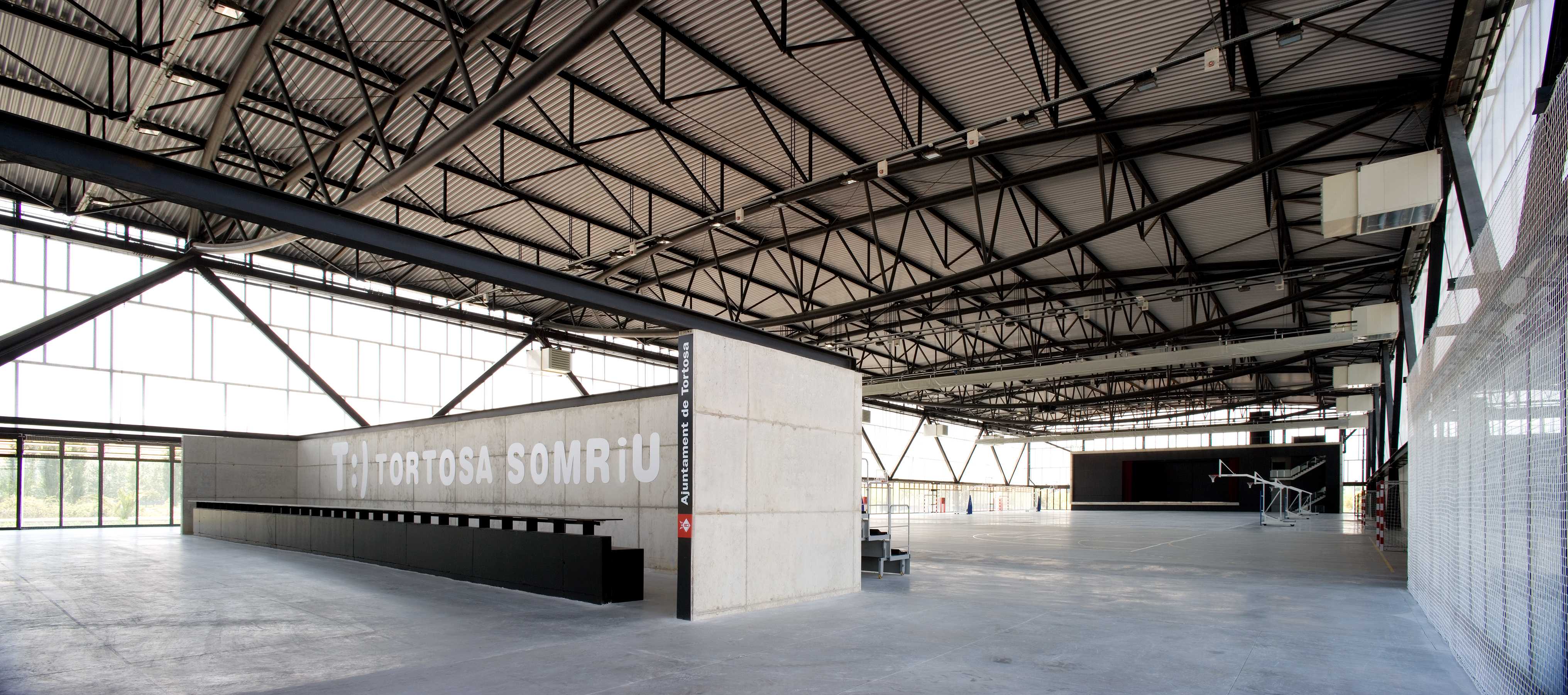 河畔多功能运动中心-20